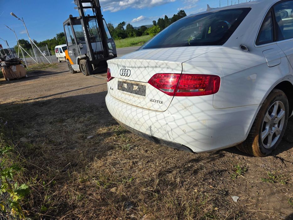 **САМО НА ЧАСТИ***  Audi A4 B8 2.0TDI, Multitronic