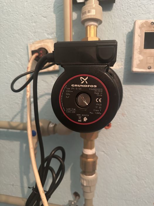 Домашна бустер помпа  GRUNDFOS UPA 15-120 AUTO