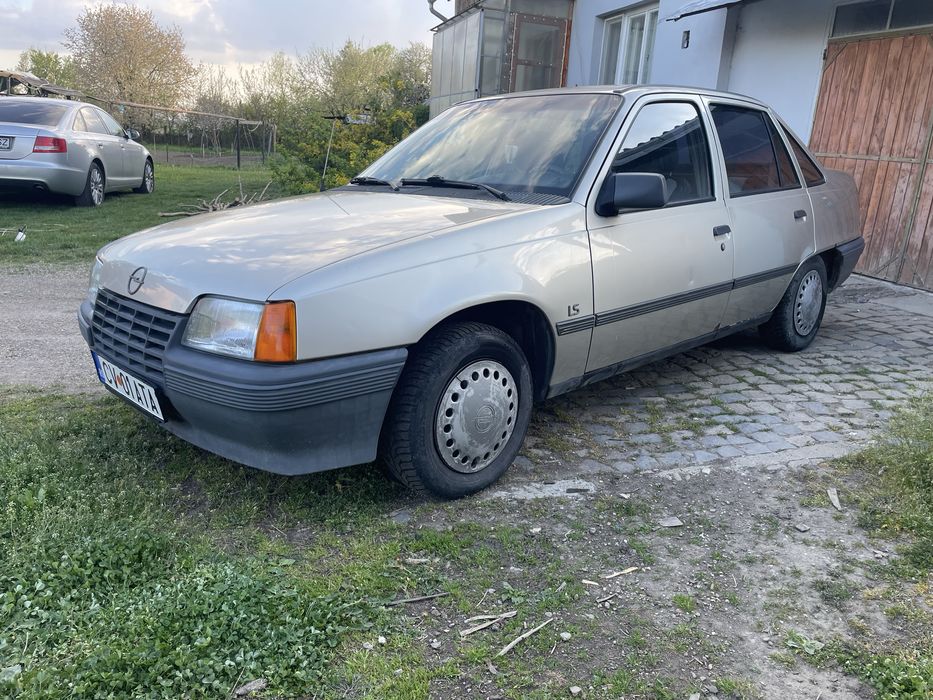 Opel Kadett E – 1.6i Benzină – 1988