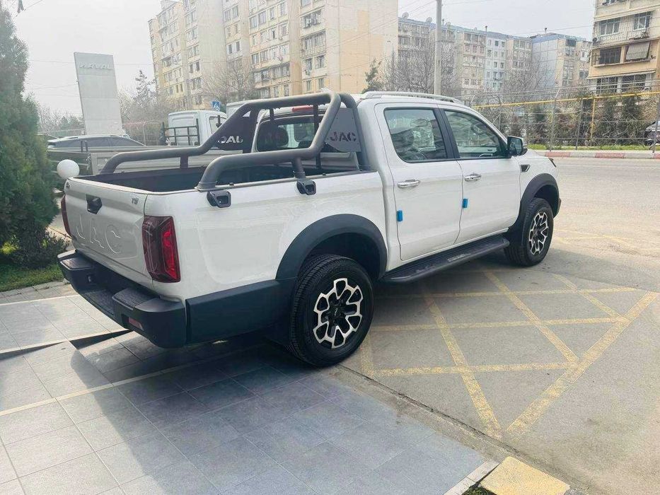 JAC T9 Pikup - Brendning yetakchi pikap modeli