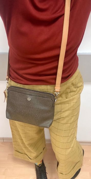 Страхотен авангарден бутиков вълнен панталон Phisique du role