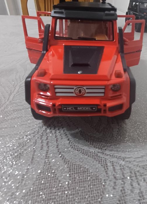 Продаю игрушечную машину