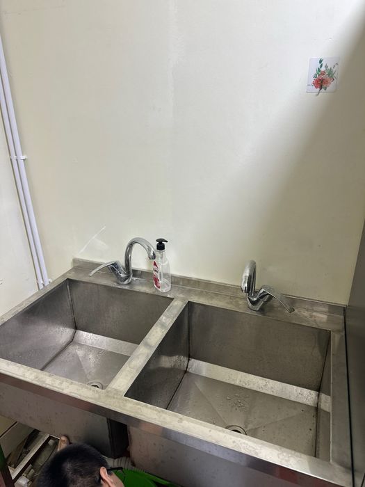 Moyka rakovina sotiladi