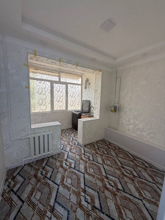 Срочно сотилади квартира