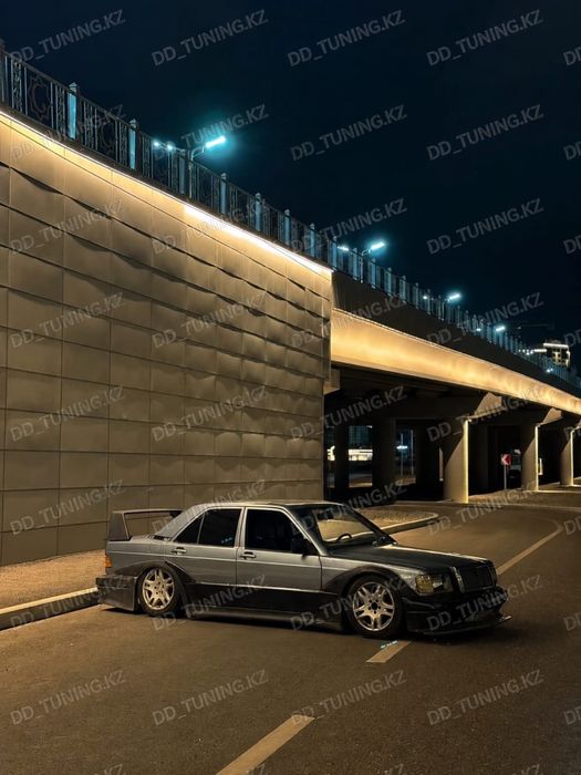 Задний бампер EVO II Мерседес e190 w201