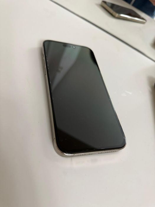 Iphone 14 pro max gold