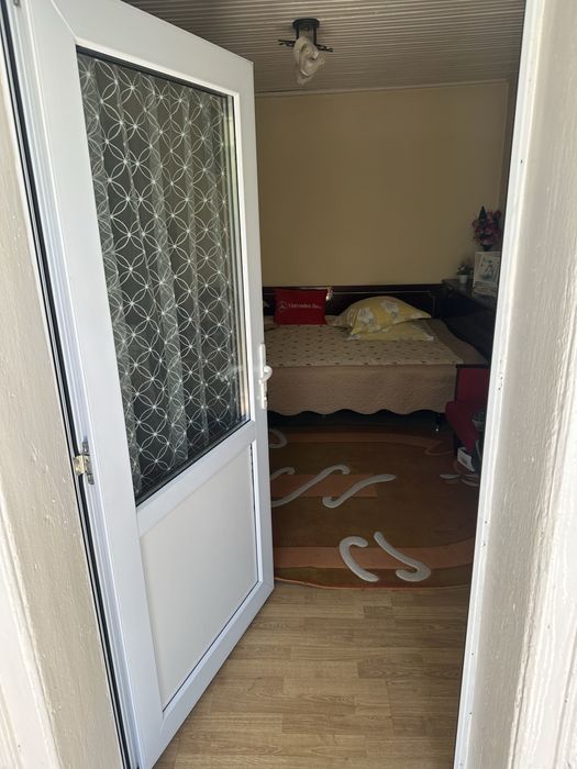 Vand casa + teren com Produlesti