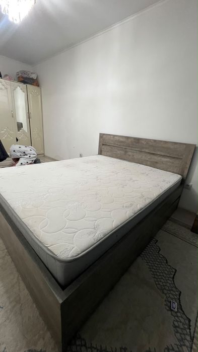 продается Кровать