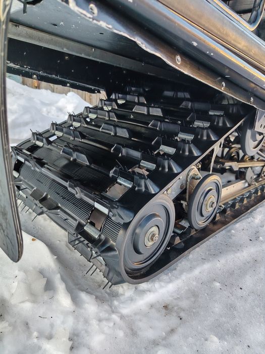 Продам снегоход Арктик кат биркат 550