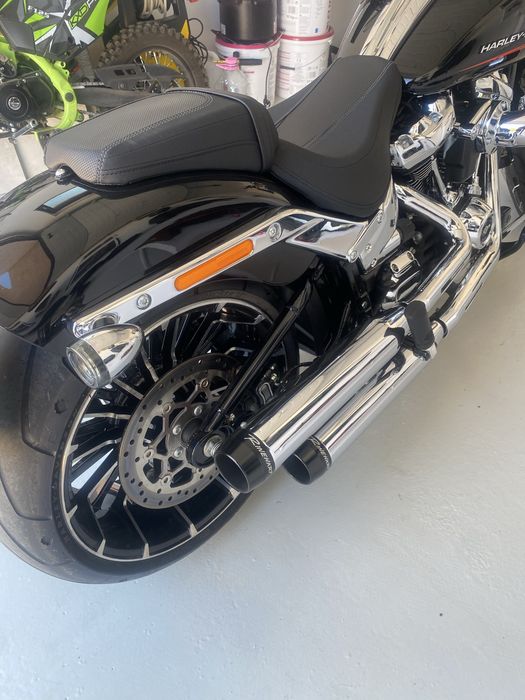 Harley Davidson breakout 117