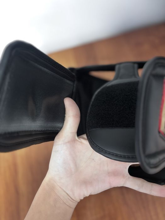 Продам шлем мма Venom