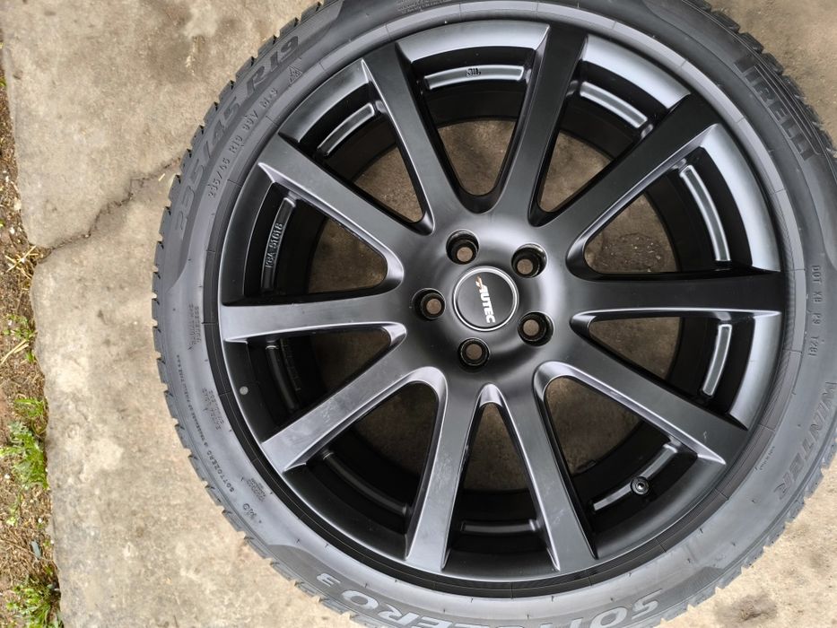 Гуми с джанти аутек