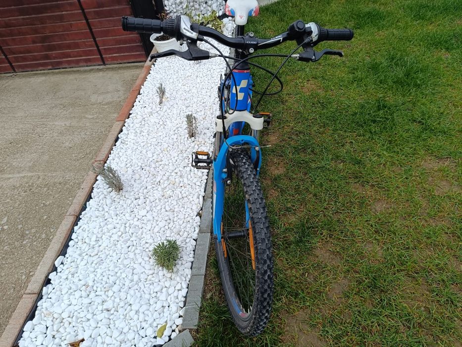 Bicicleta Cube roti de 24.