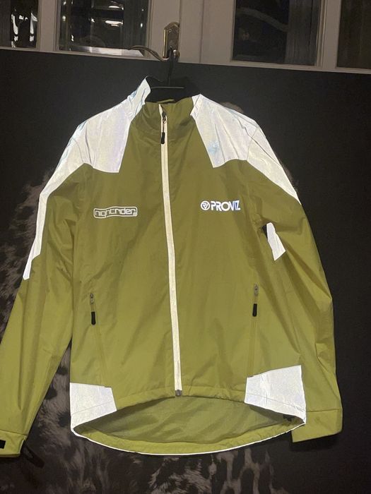 Vesta impermeabila penteu bita