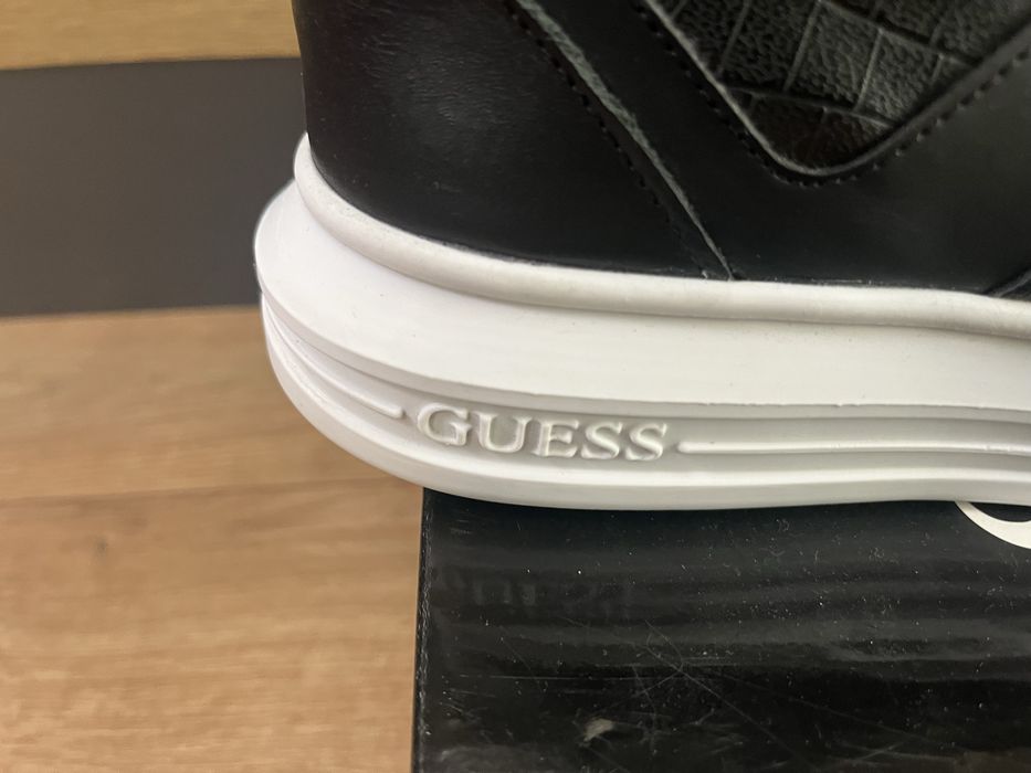 Оригинални мъжки Guess