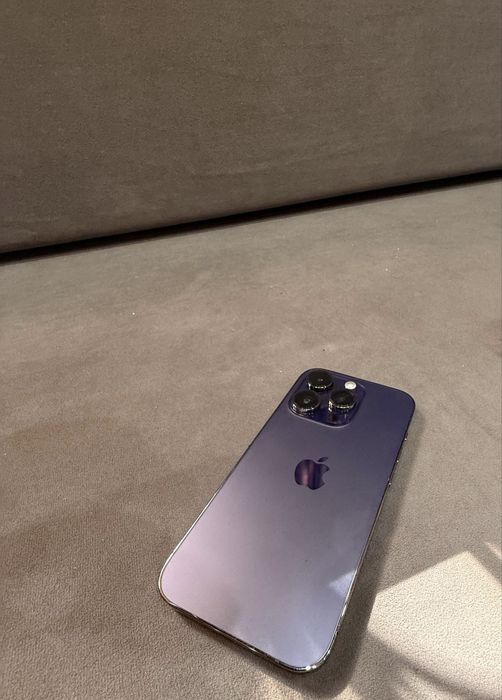 Продам iPhone 14pro