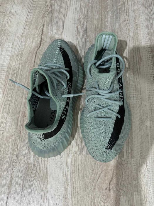 Yeezy 350v2 Salt