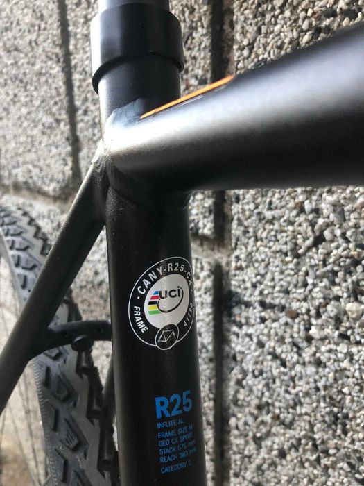 Canyon Aluminium Gravel - 28 цола