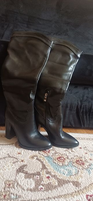 Продам сапожки осень весна.