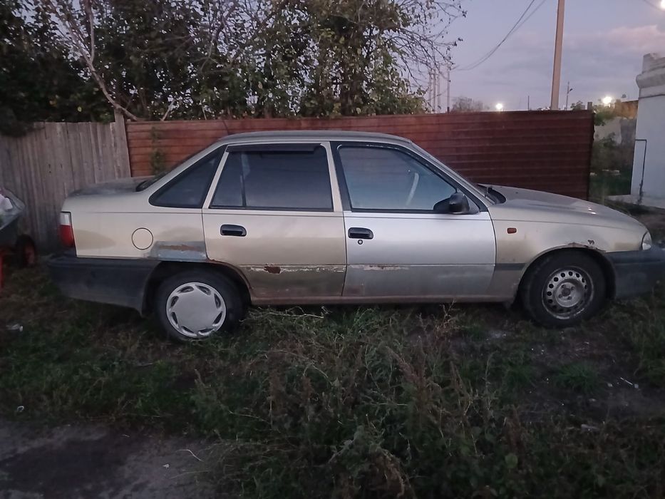 Продам машина на ходу
