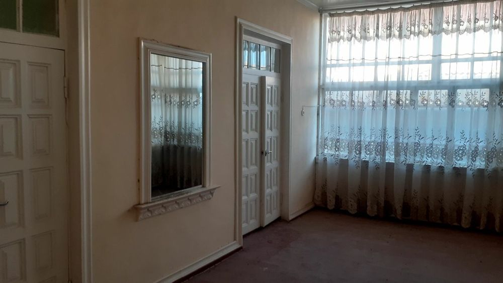 Payariq  tuman markazida uy joy sotiladi