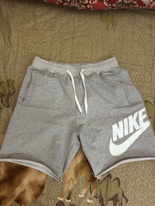 Футболный одежда