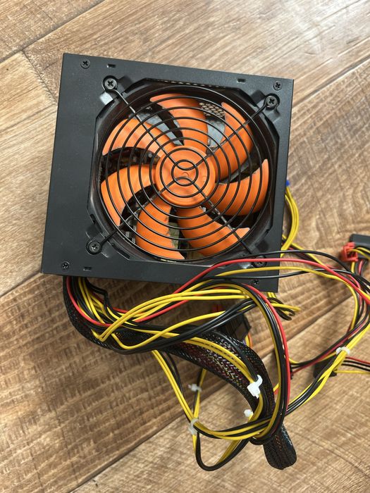 Продаю блок питания и видеокарту