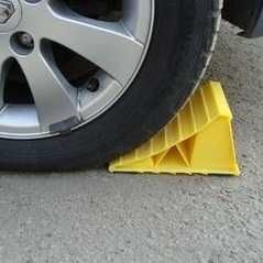 Клин за спиране на гуми стопер за гума