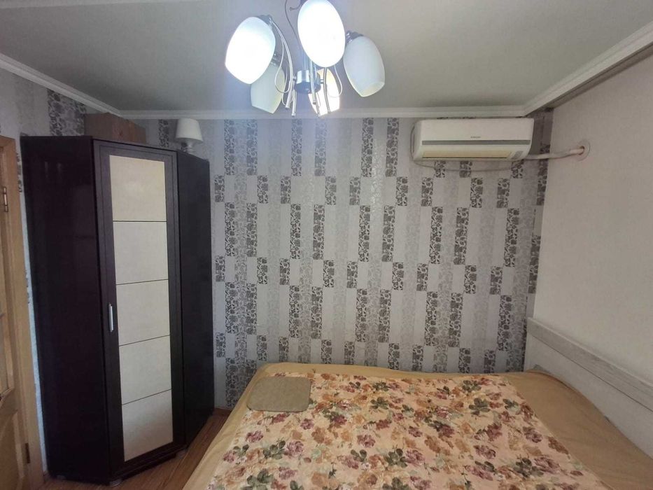 Продам 2 ком квартиру район Дельфина