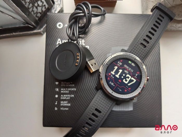Smartwatch умные часы Amazfit Stratos 3