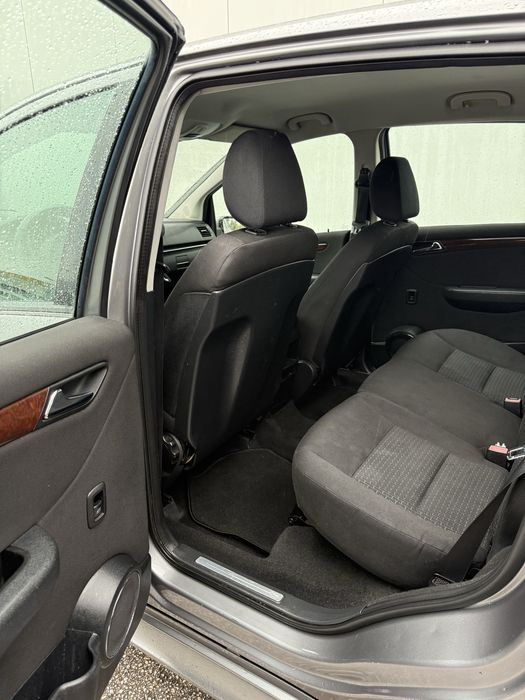 Мерцедес B класа 170 МЕТАН 2008 всичко платено