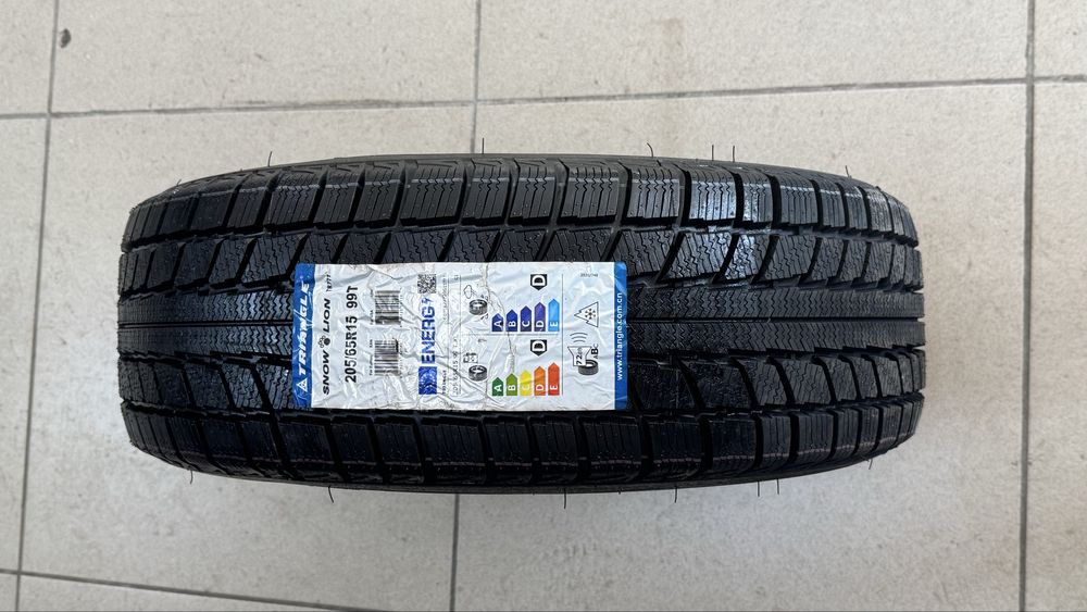 205/65R15 triangle TR777