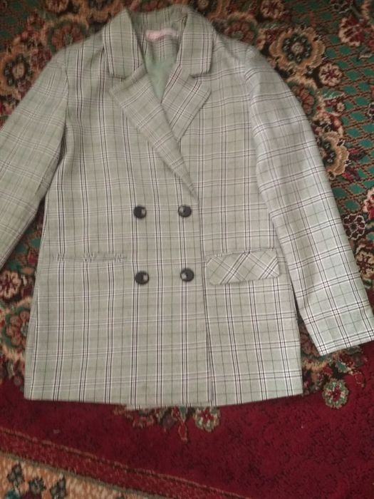 Пальтолар сотилади нархи арзон