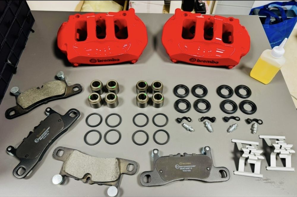 Пълен комплект спирачни апарати Brembo om Porsche Cayenne 958