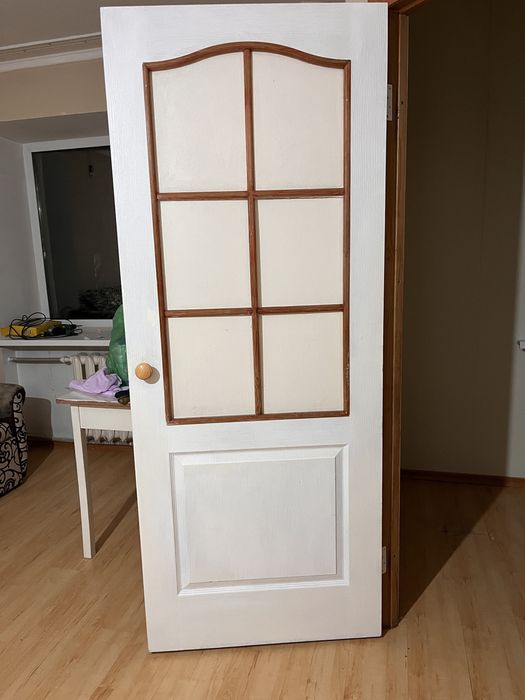 Срочно продам две двери