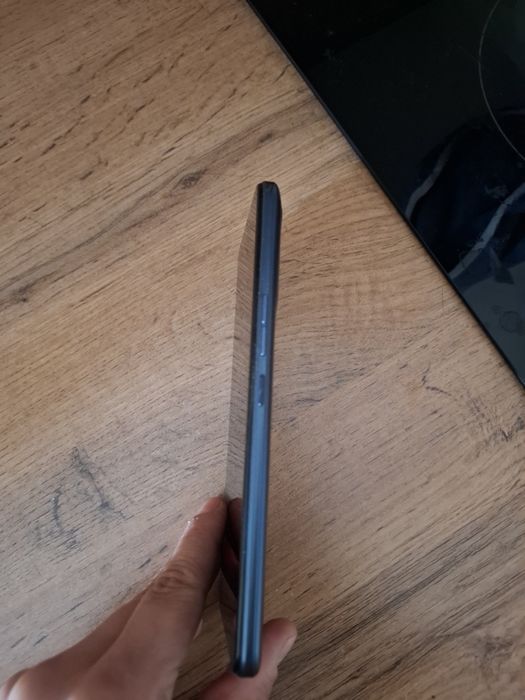 Продам Tecno spark 8