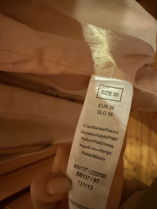 Светлорозово палто Orsay