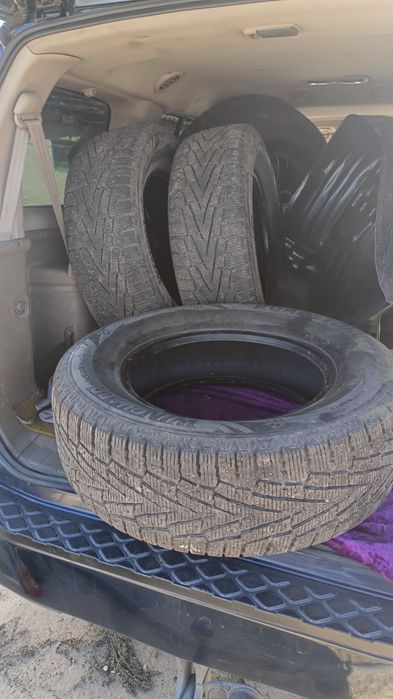 Шины зимние в отличном состоянии