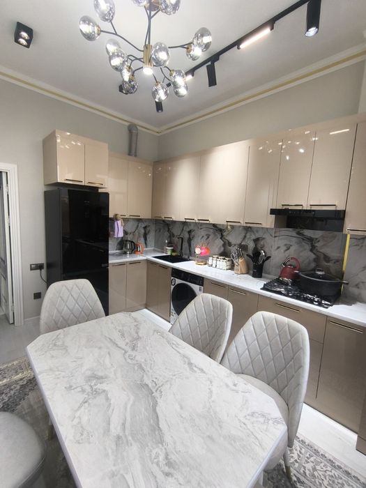 Сдаю квартиру  чилнзр:Цквартал 2комнат 6этаж 75квадрат Новастройка