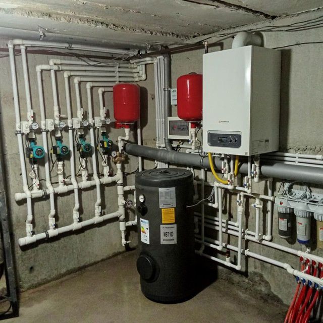 Теплый пол.Монтаж пластиковых труб, ГВС, ХВС, радиаторов отопления.