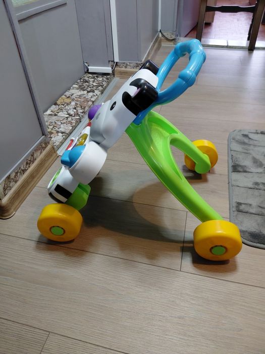 Детска проходилка fisher price