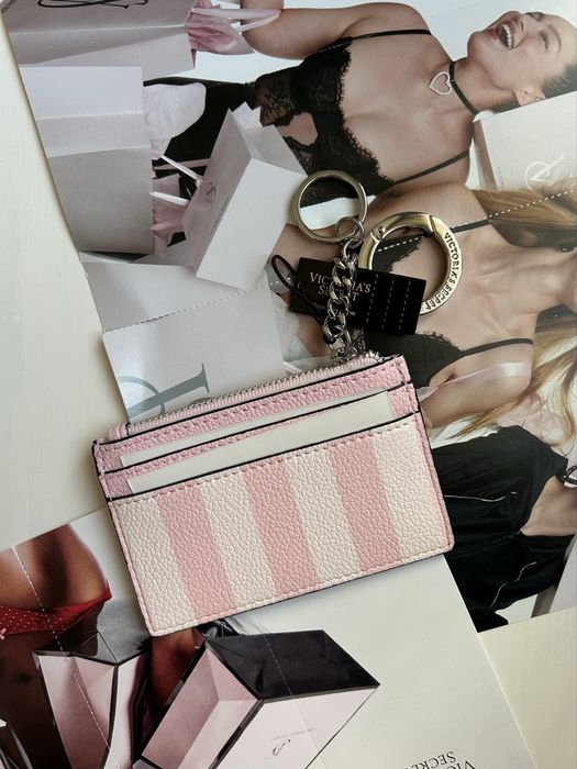 Victoria's Secret оригинален картхолдер / холдер за карти и портмоне