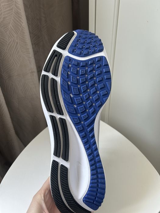 NIKE AIR ZOOM PEGASUS чисто нови