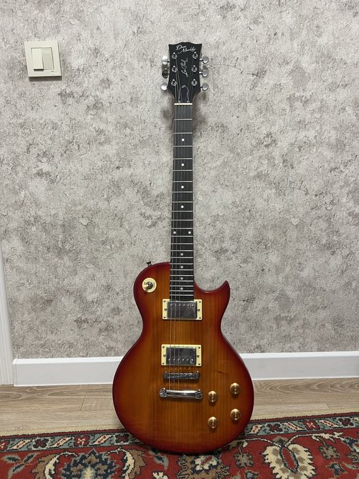 Электрогитара новая Les Paul