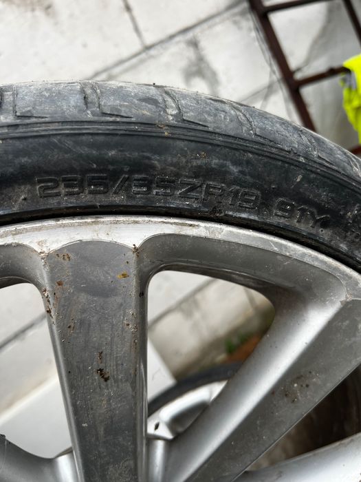 Vând/schimb jante VW r19