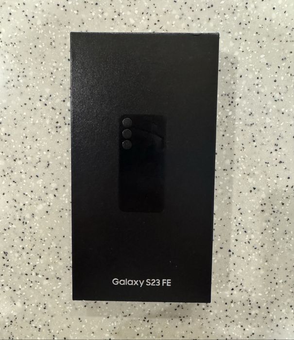 Samsung S23 FE в идеальном состоянии