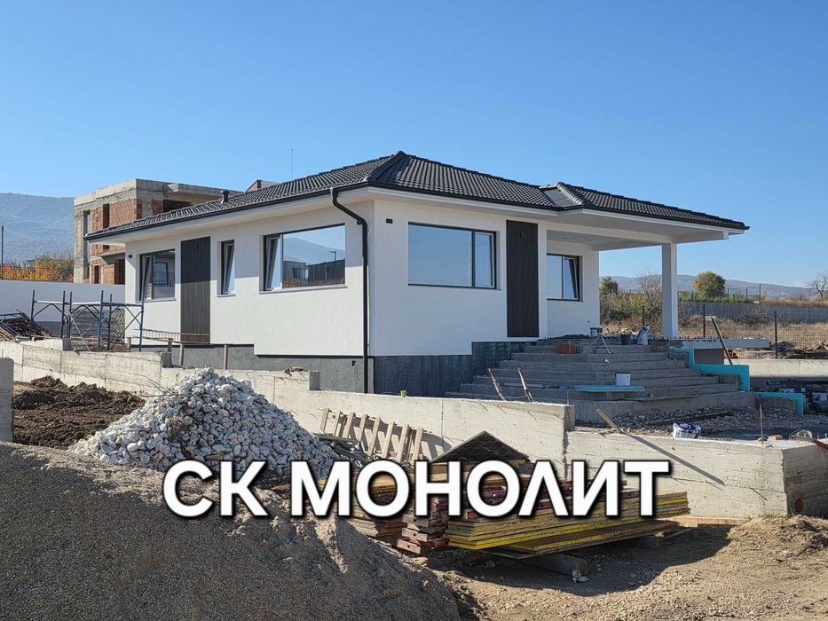 Продава се Къща в Карлово - 140 кв.м за 2328 €/кв.м - Снимка #1