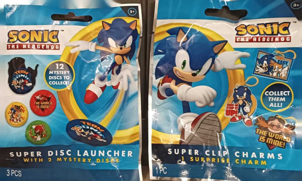 Фигурки,ключодържател и хвърчащи дискове на Sonic,Star wars и Yu-Gi-Oh