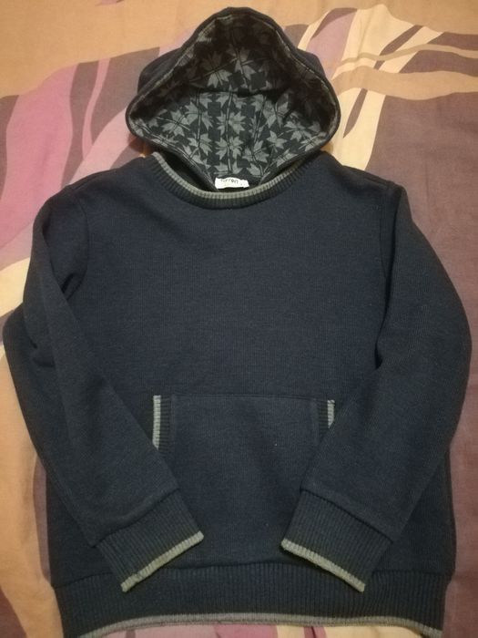 Джинсы, кофты в отличном состоянии