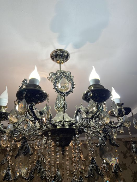 Люстра для гостинной